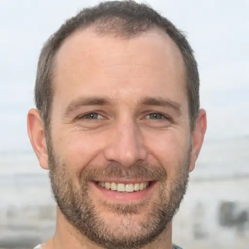 Brian Davidson, diabetes product expert and tech reviewer at SugarWiseLife.com